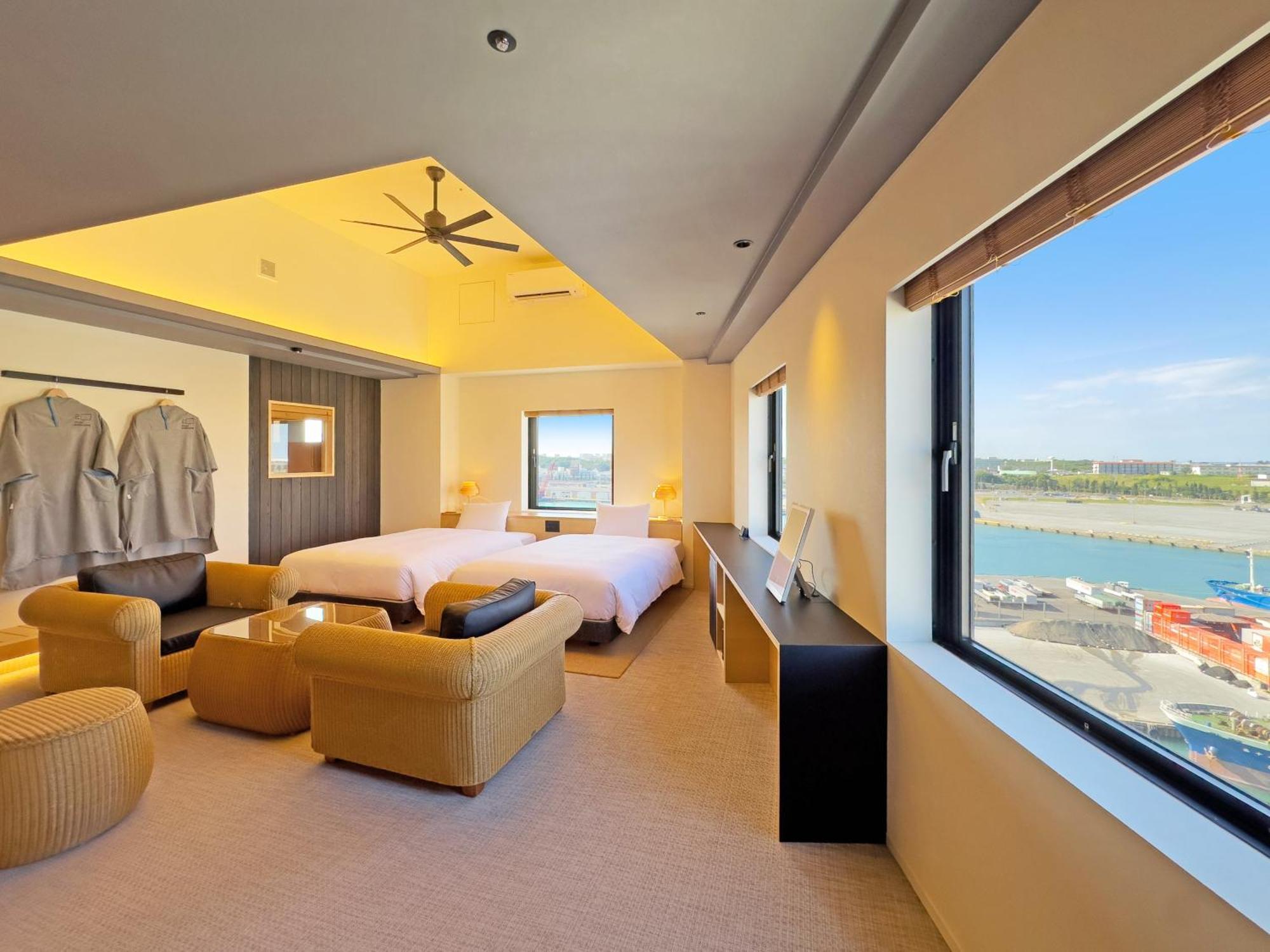 Hotel Androoms Naha Port Екстериор снимка